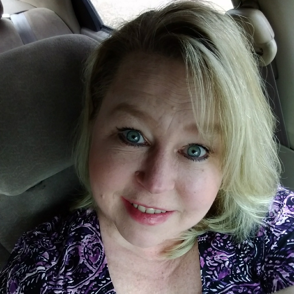 Meet your Posher, Dona